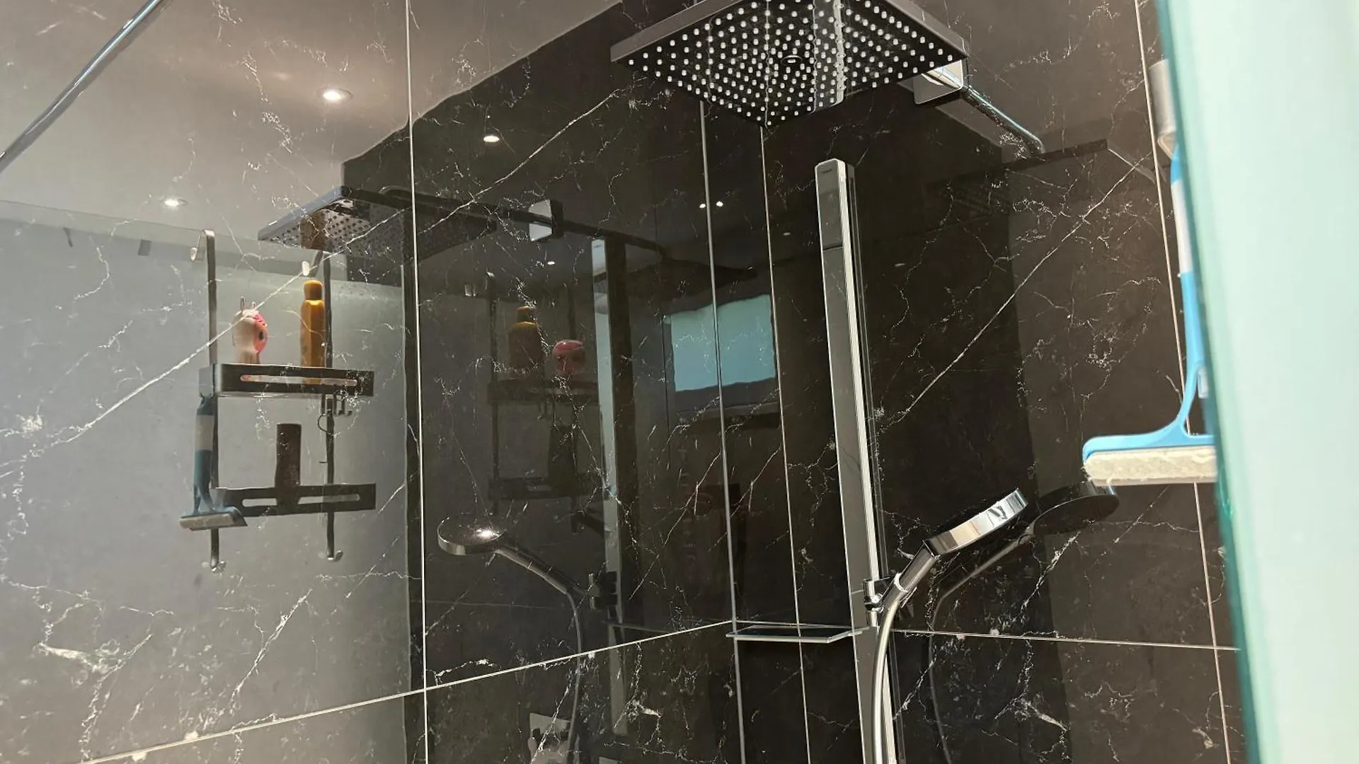 Gemuetliche 2- Zimmer Apartment Nahe Neuen Donau Wenen
